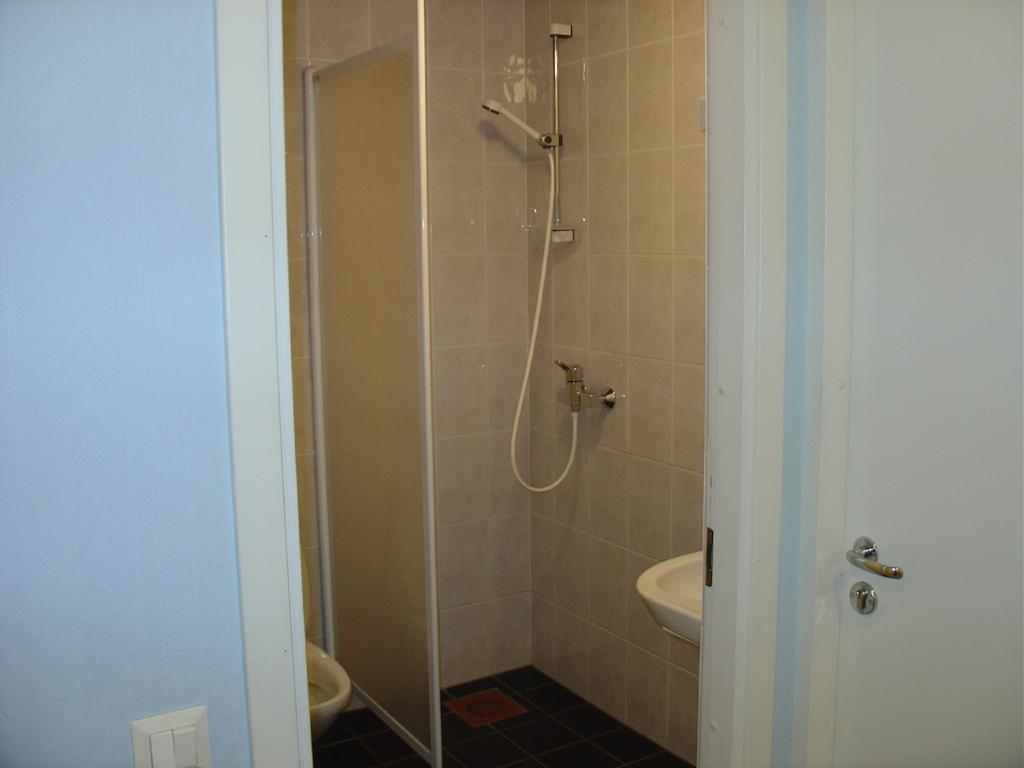 Kuressaare Airport Guest House Quarto foto